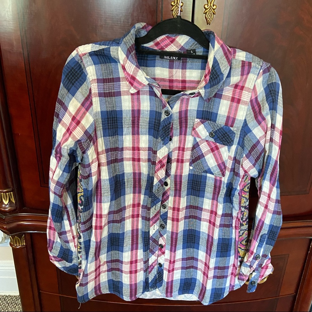 Blouse with beautiful Detail